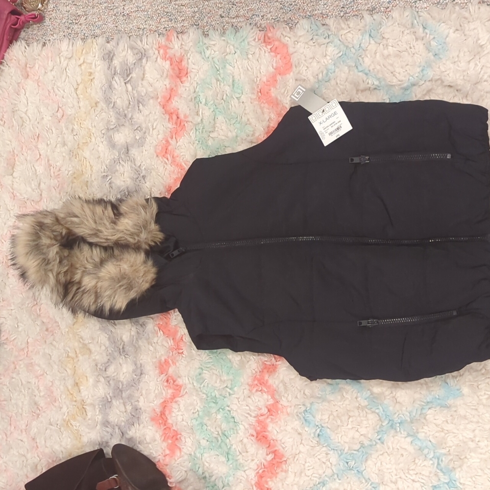 Liz Claiborne vest with fur hood